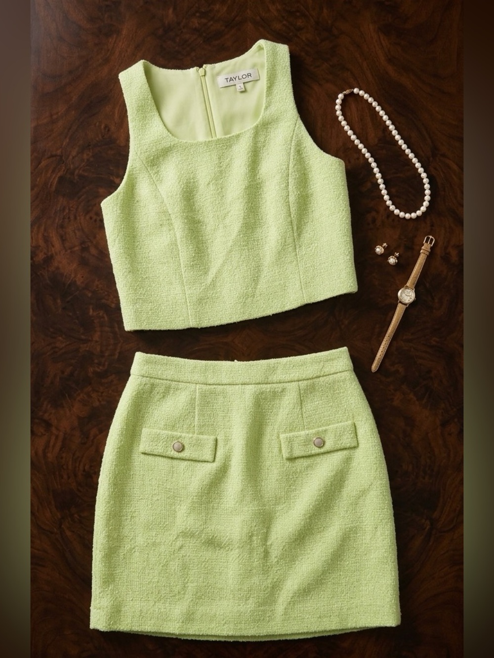 Luxury Taylor Chartreuse Tweed Mini Skirt - Picture 5 of 5